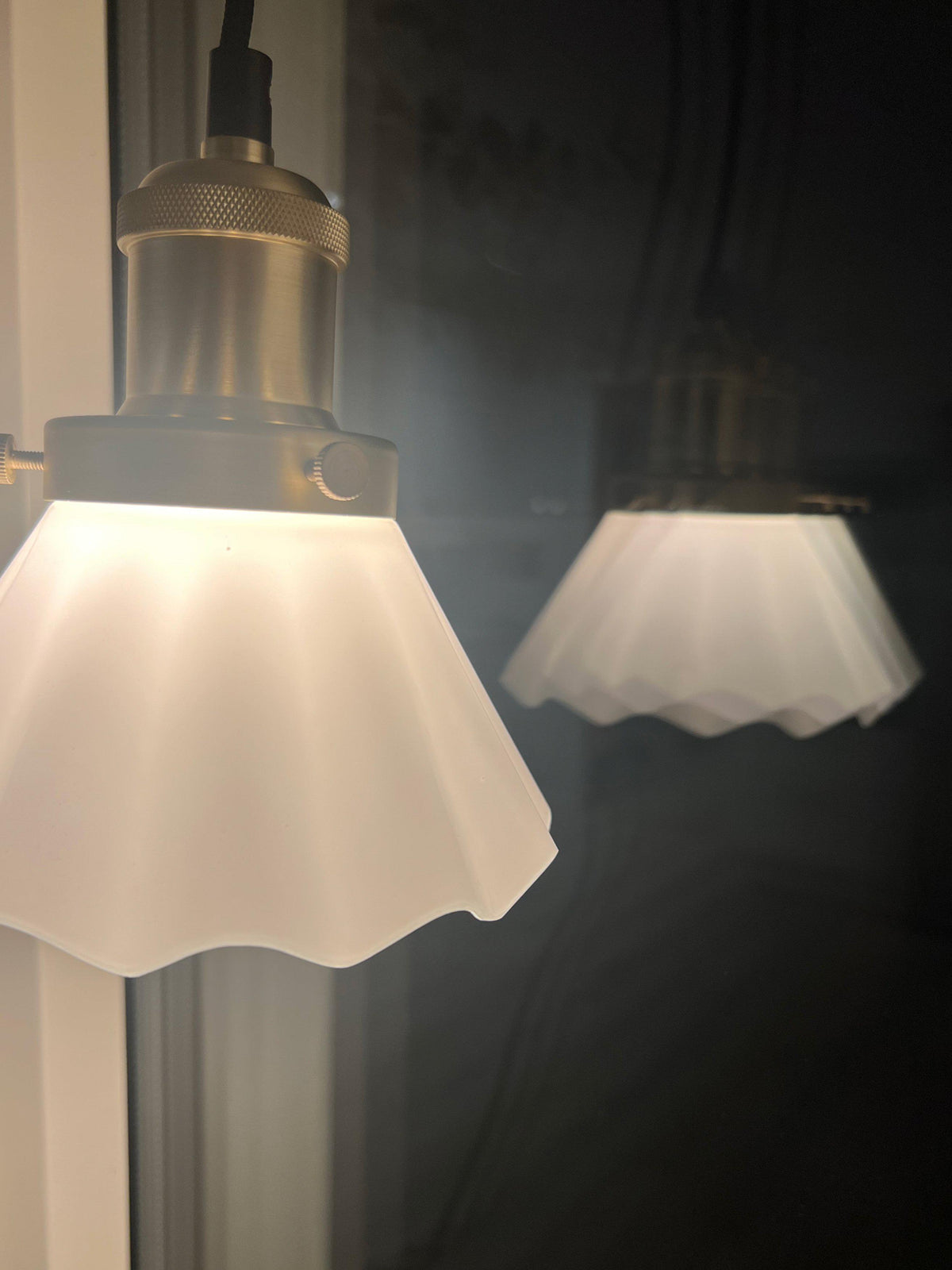 Anibe Lifestyle - August Fönsterlampa Opal Veckad IP20 15cm