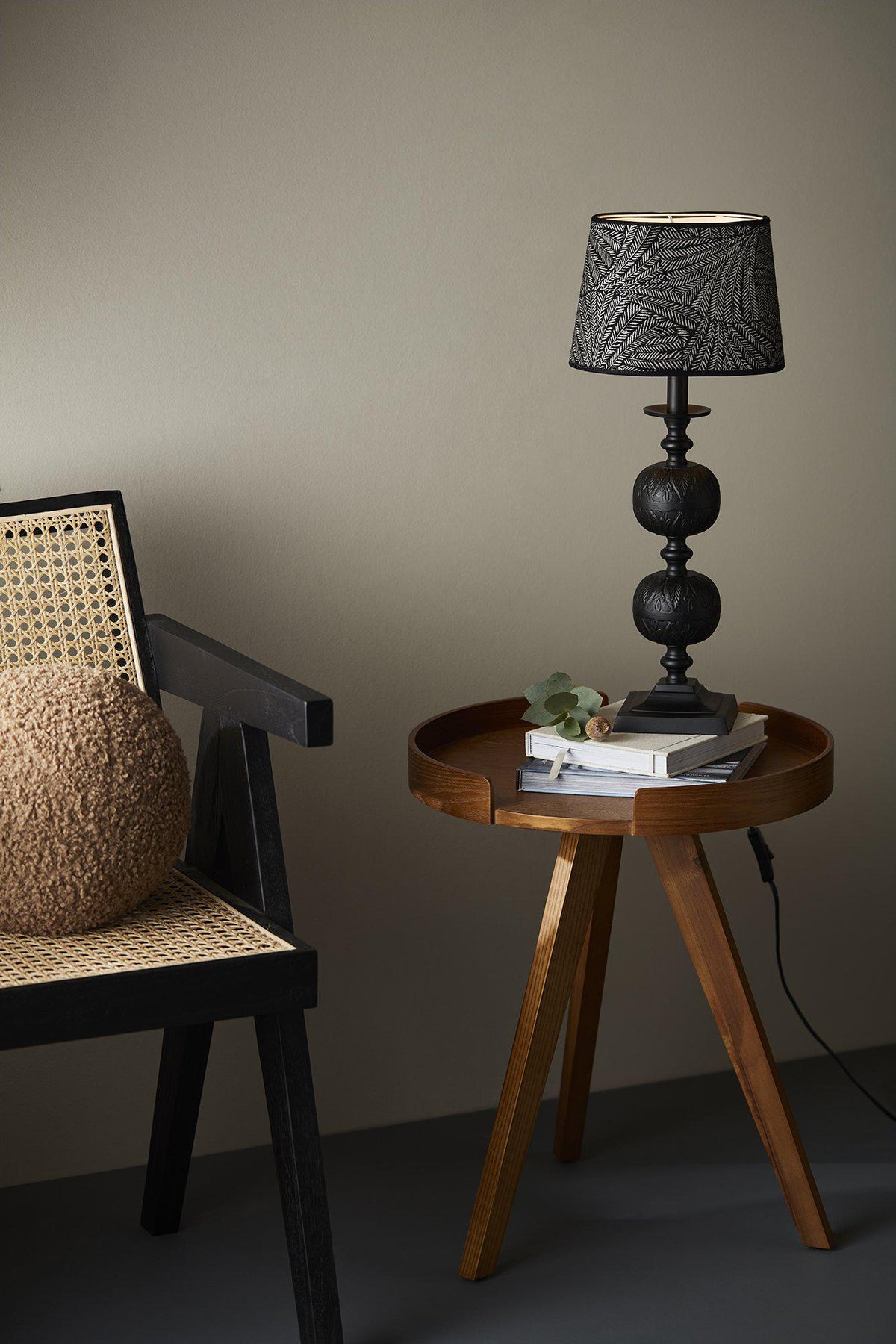 Anibe Lifestyle - Flory Lampfot Svart IP20 45cm