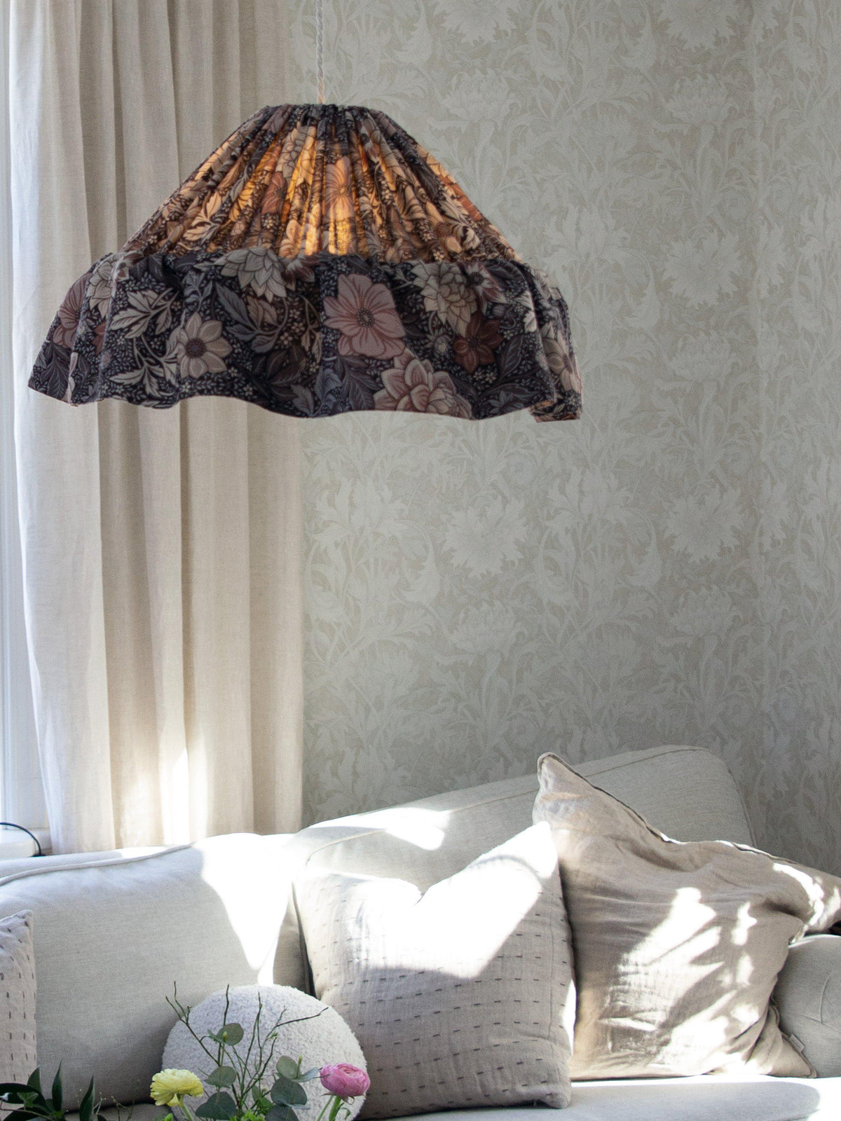 Anibe Lifestyle - Stina Taklampa - Dahlia Brun
