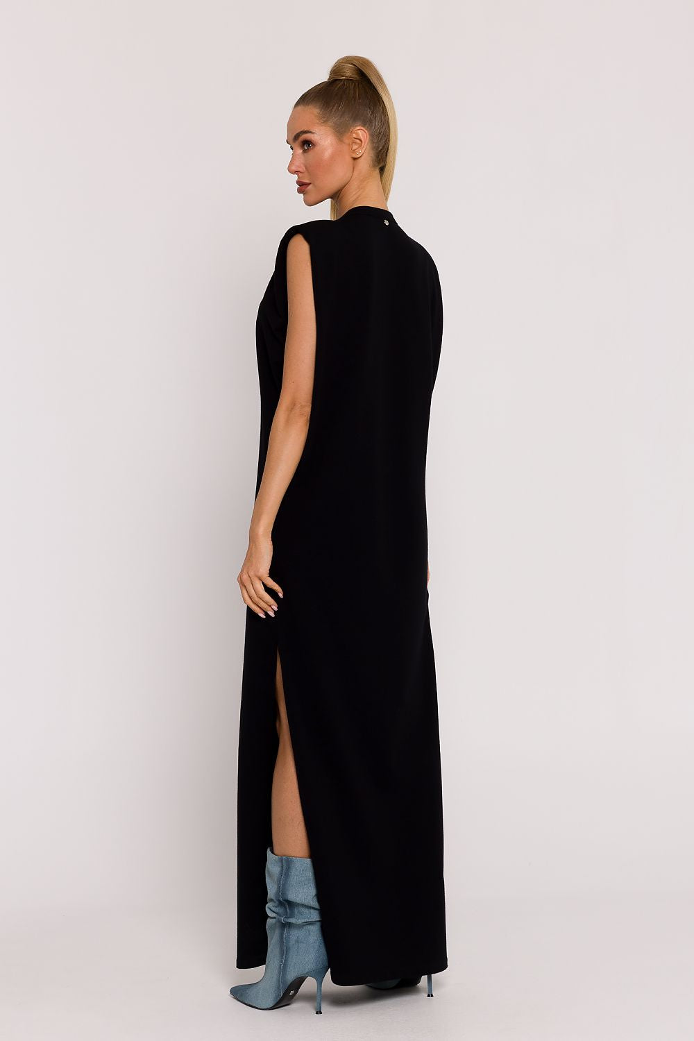 Anibe Lifestyle - Oversize maxiklänning med axelkuddar