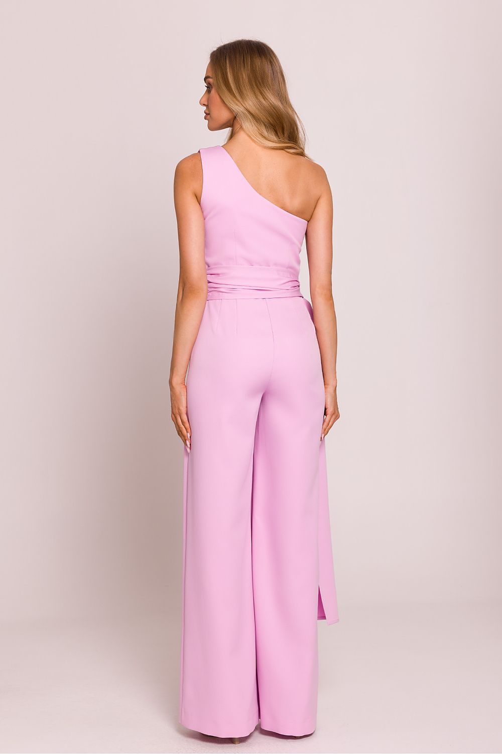 Anibe Lifestyle - Asymmetrisk byxdress med axeldetalj och sidoscarves