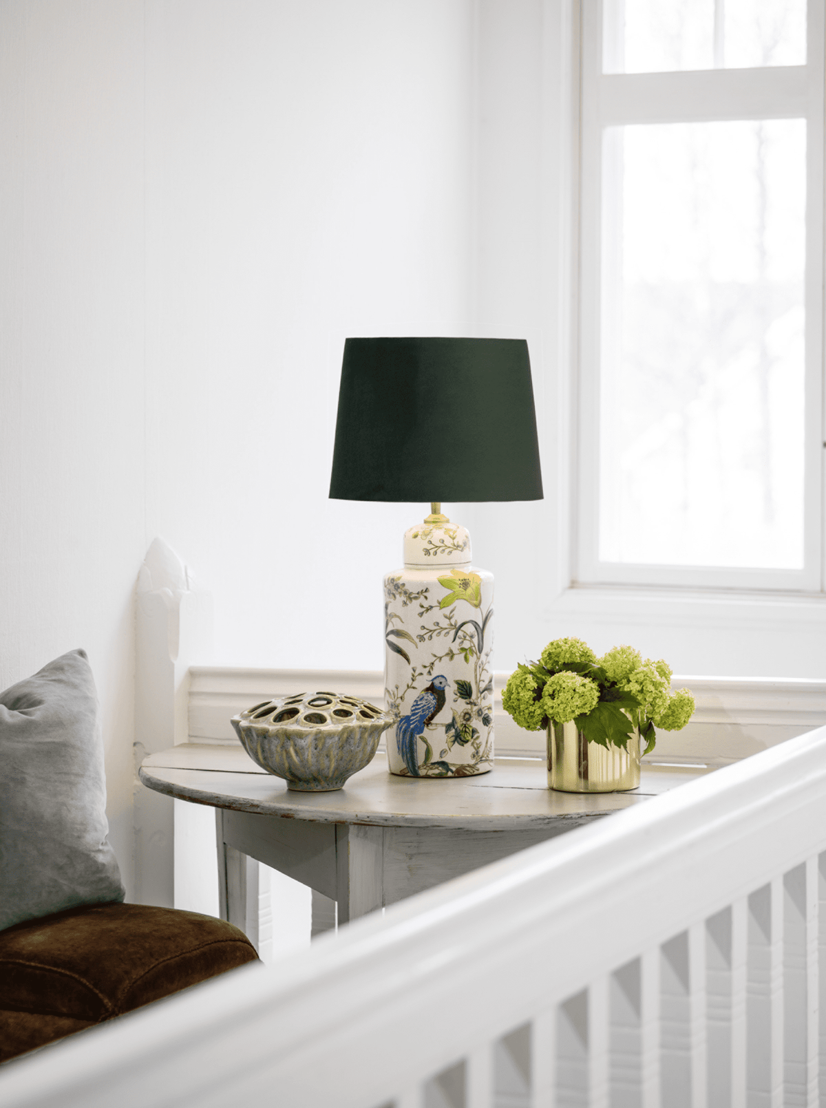Anibe Lifestyle - Li Na Lampfot Vit Mönstrad 46cm