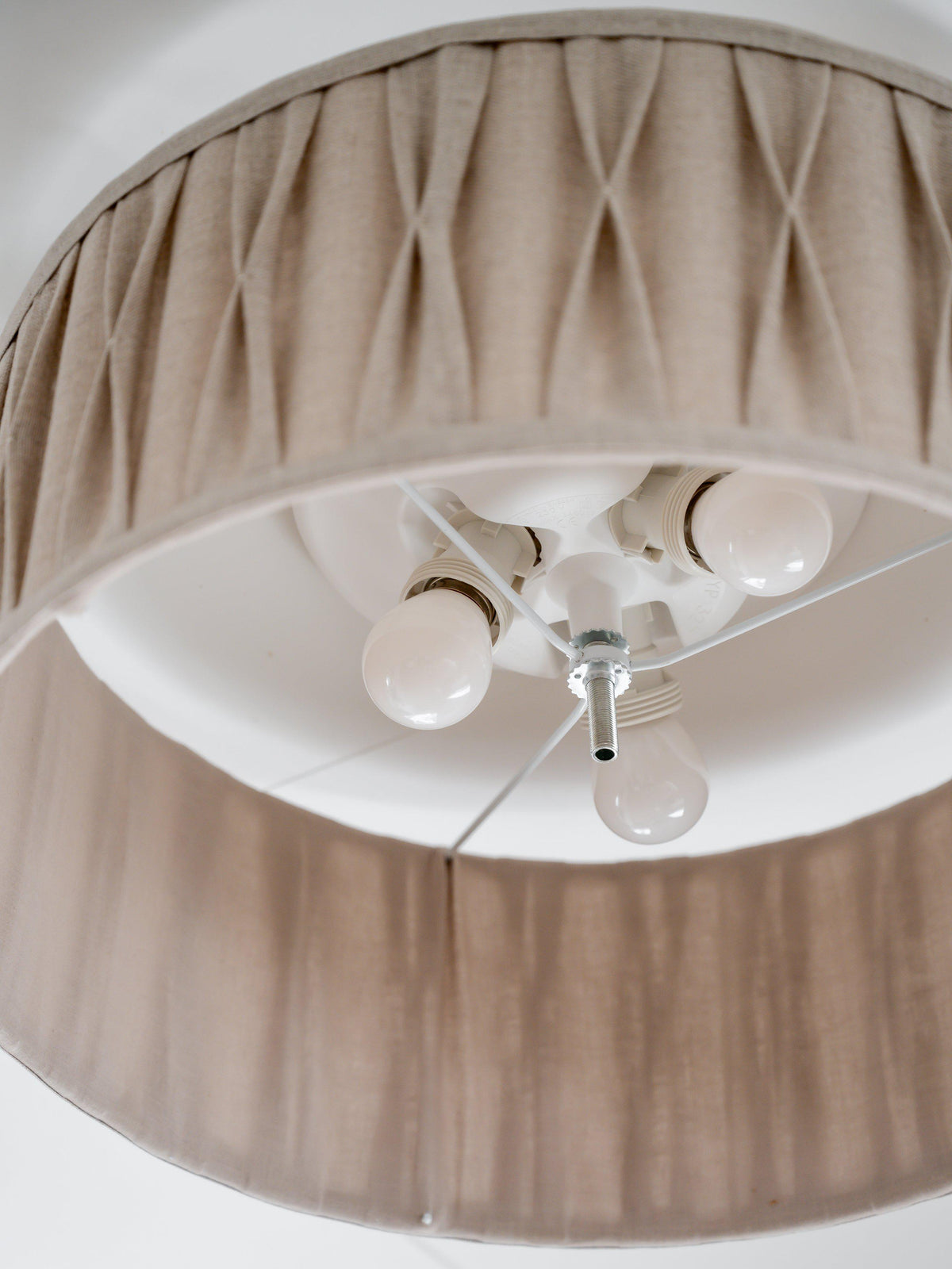 Anibe Lifestyle - Plafond Plissé Stygn Natur 45cm