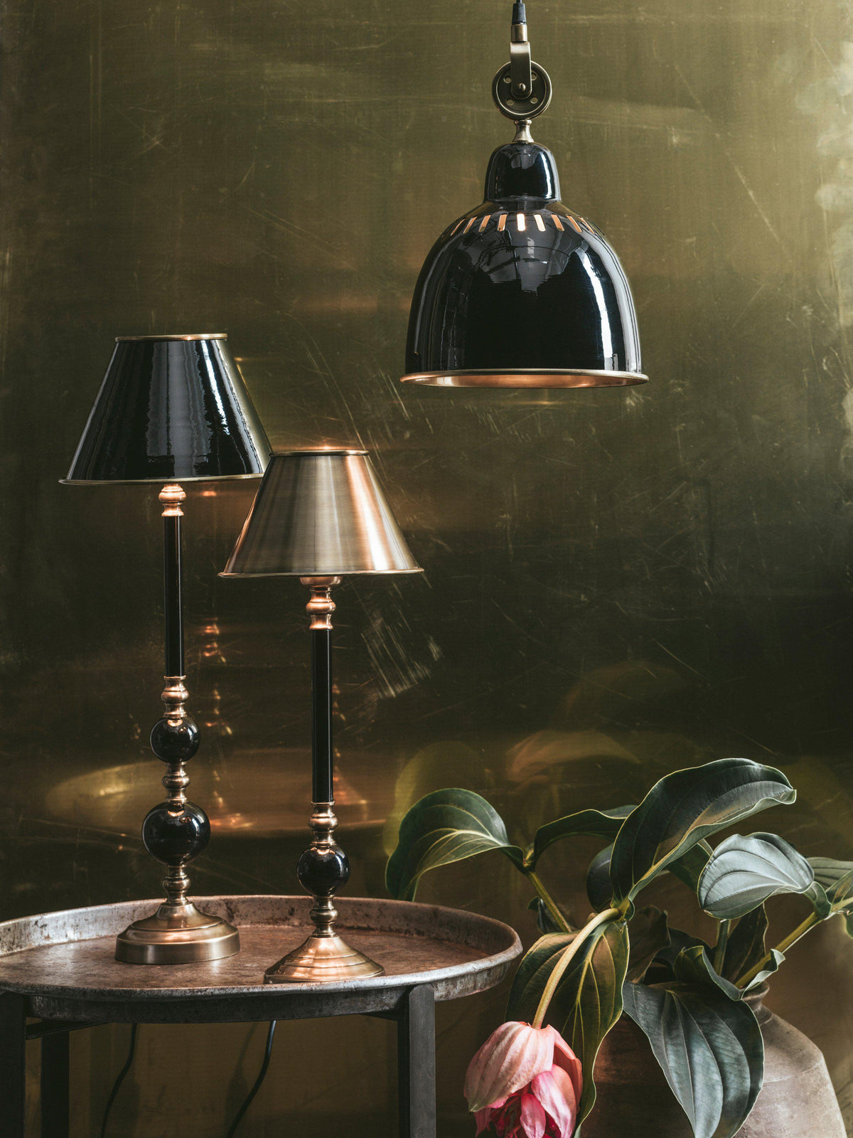 Anibe Lifestyle - Abbey Bordslampa Svart Mässing Classic IP20 57cm