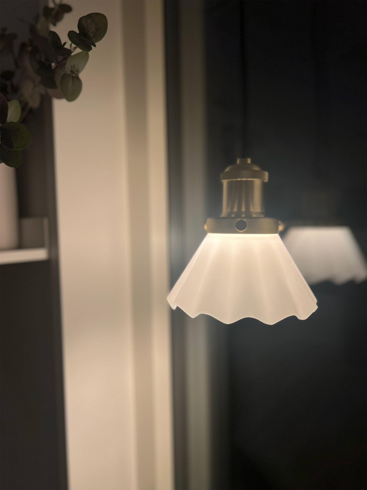 Anibe Lifestyle - August Fönsterlampa Opal Veckad IP20 15cm