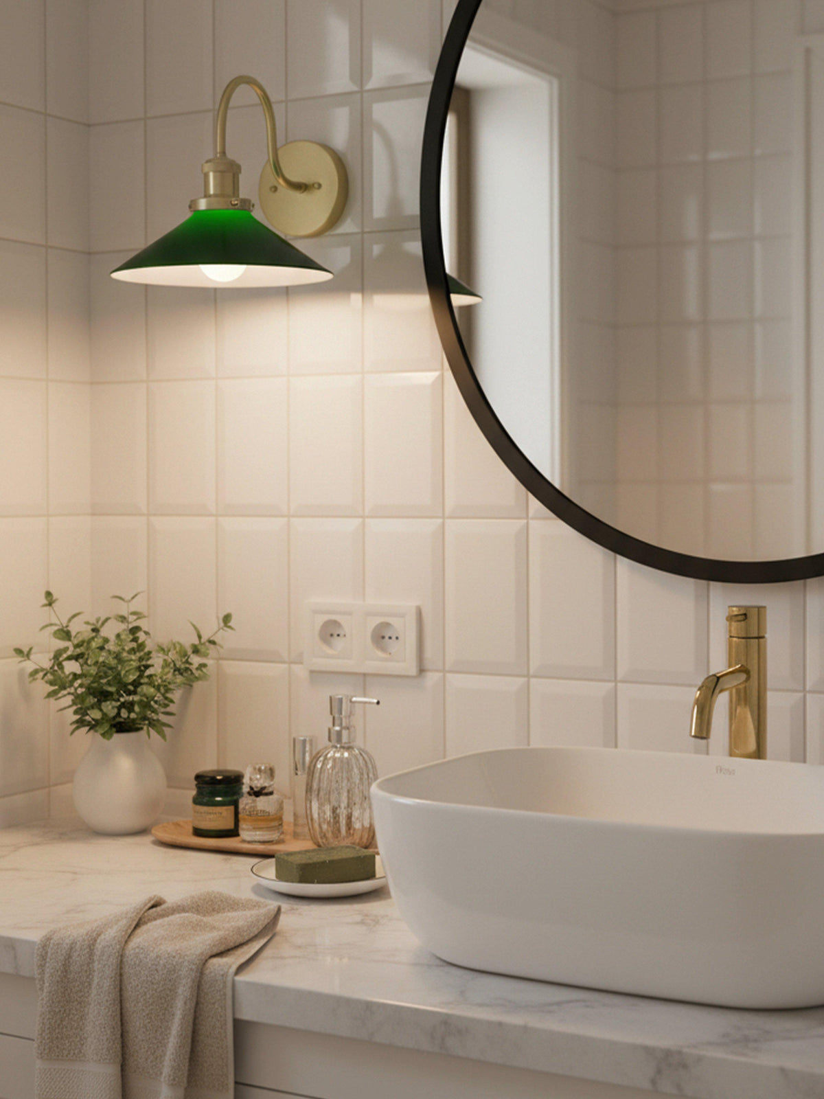 Anibe Lifestyle - August Vägglampa Mässing Grön IP23 25cm