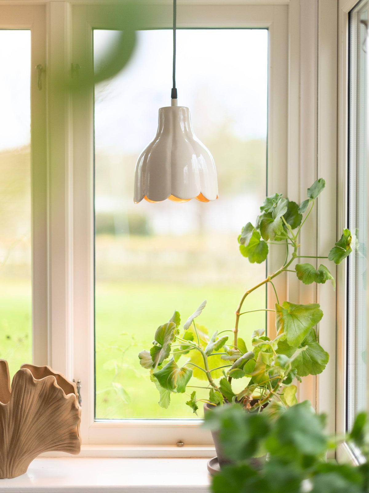 Anibe Lifestyle - Tulippa Tak/Fönsterlampa Beige/Guld IP20 17cm