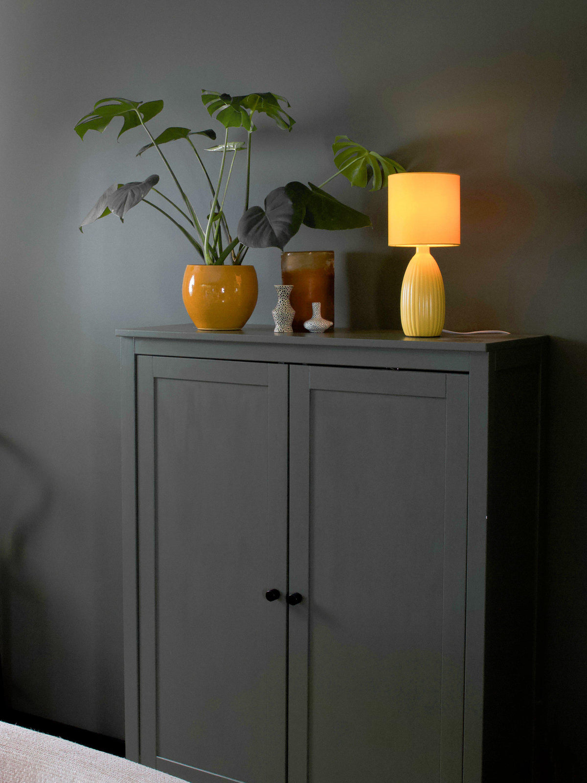 Anibe Lifestyle - Uno Bordslampa Gul IP20 37cm