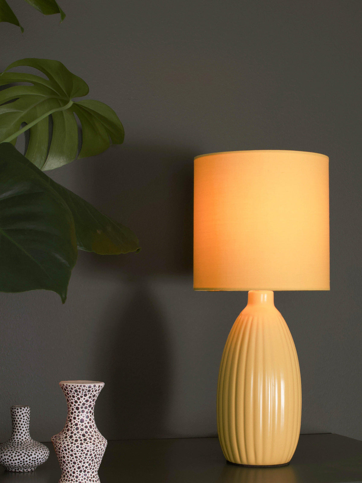 Anibe Lifestyle - Uno Bordslampa Gul IP20 37cm