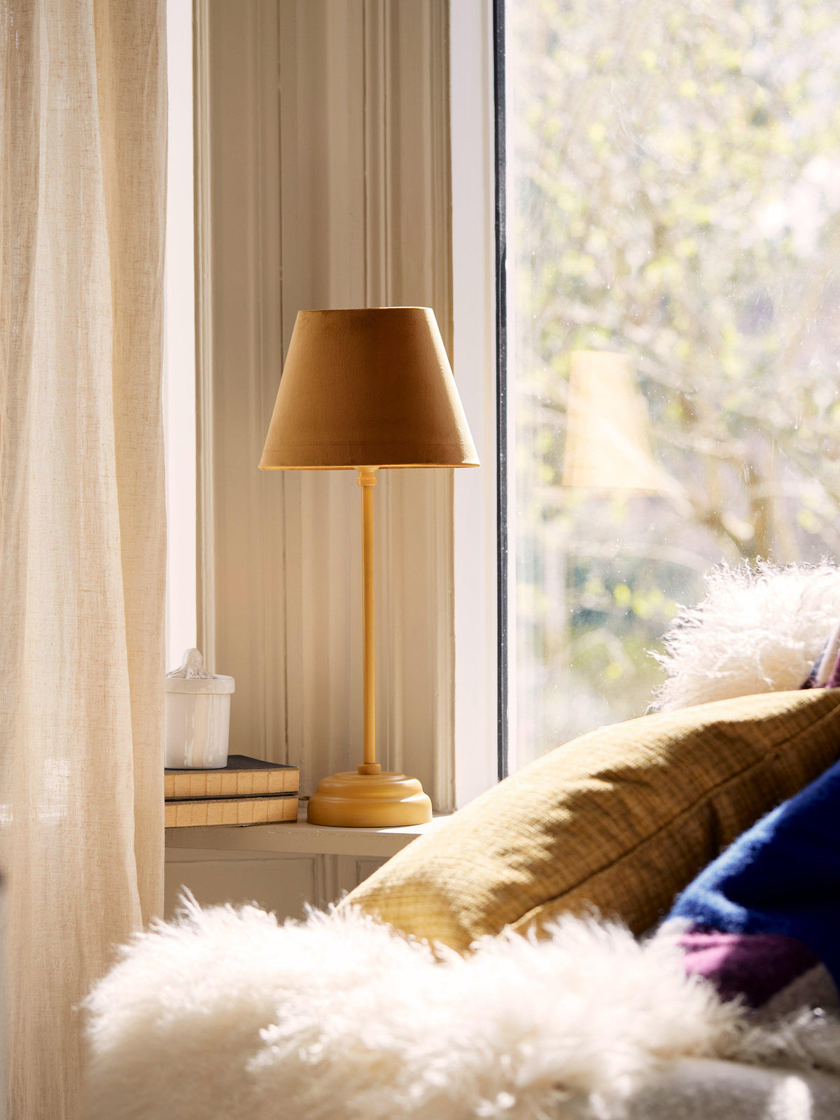 Anibe Lifestyle - Lottie Lampfot Gul IP20 45cm