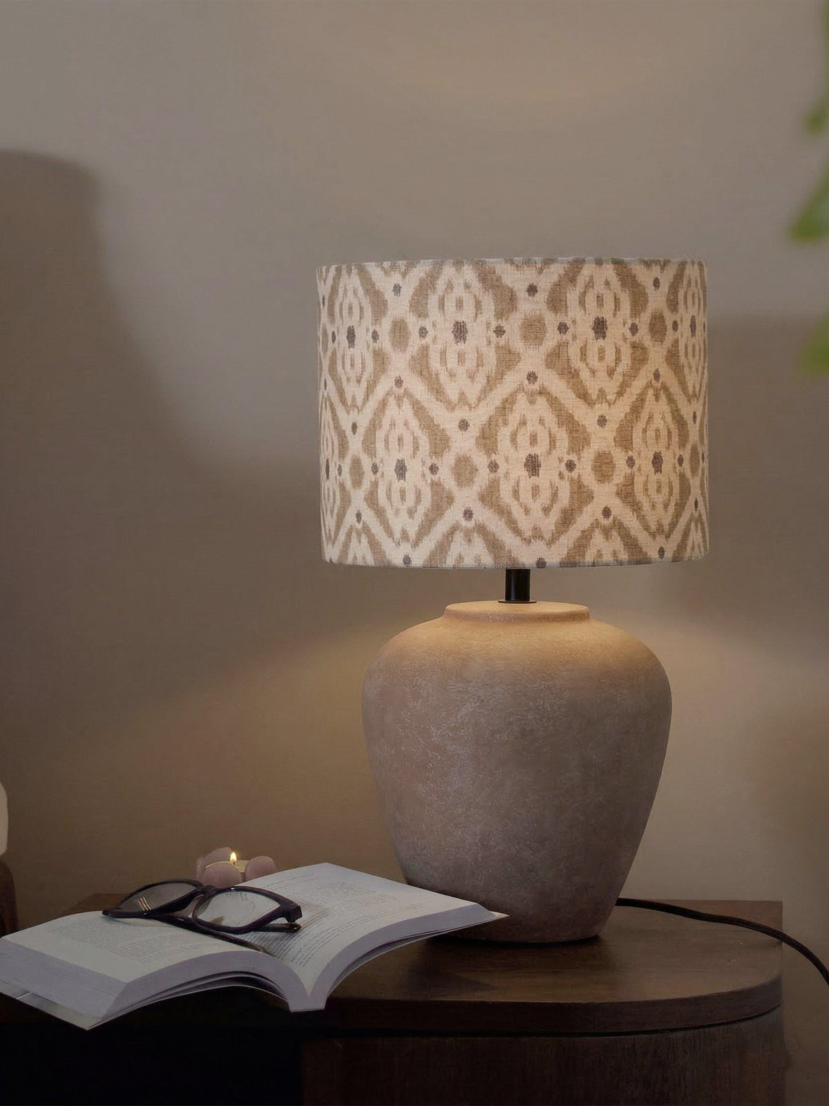 Anibe Lifestyle - Lilly - Bordslampa Beige IP20 44cm