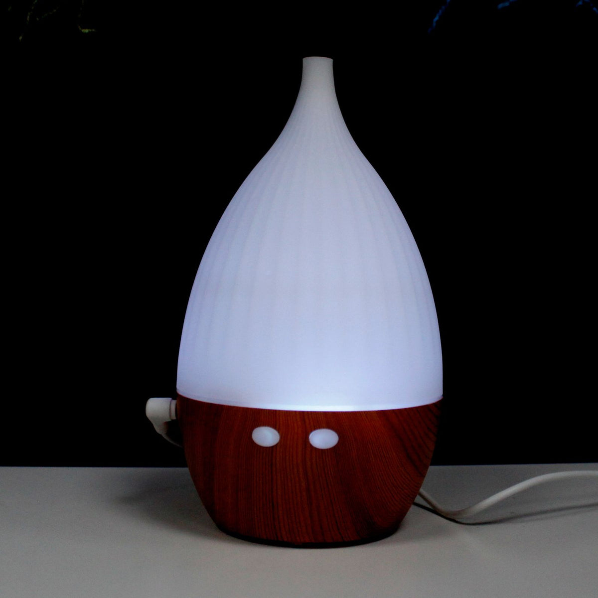 Anibe Lifestyle - Aromadiffusor - Milan med USB och färgskiftande ljus