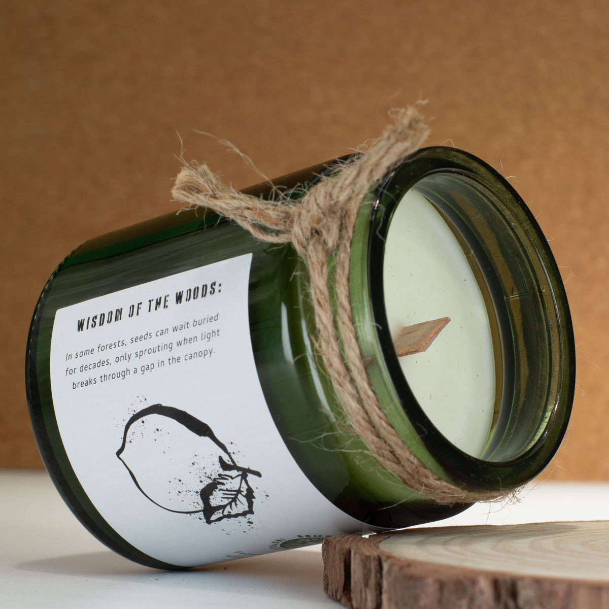 Anibe Lifestyle - Greenman Woodwick Sojavaxljus - Forest Resin