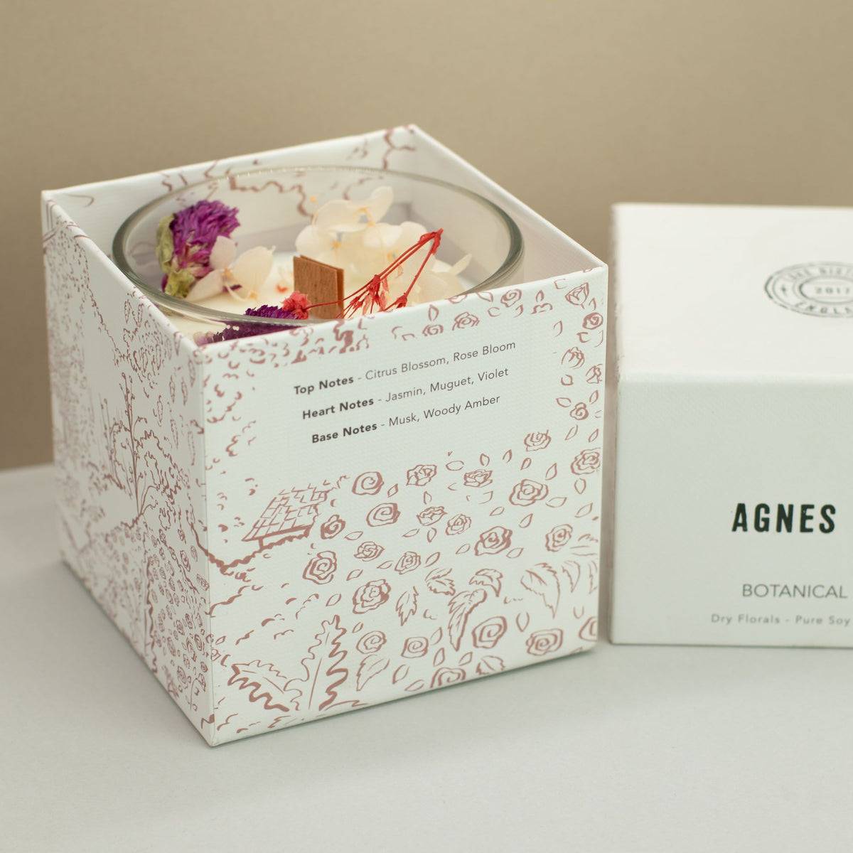 Anibe Lifestyle - Agnes + Cat Botaniska Sojavaxljus - Roses of Sawrey