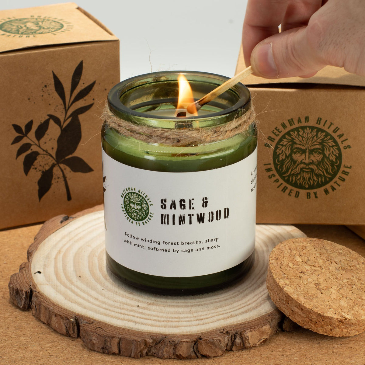 Anibe Lifestyle - Greenman Woodwick Sojavaxljus - Forest Resin