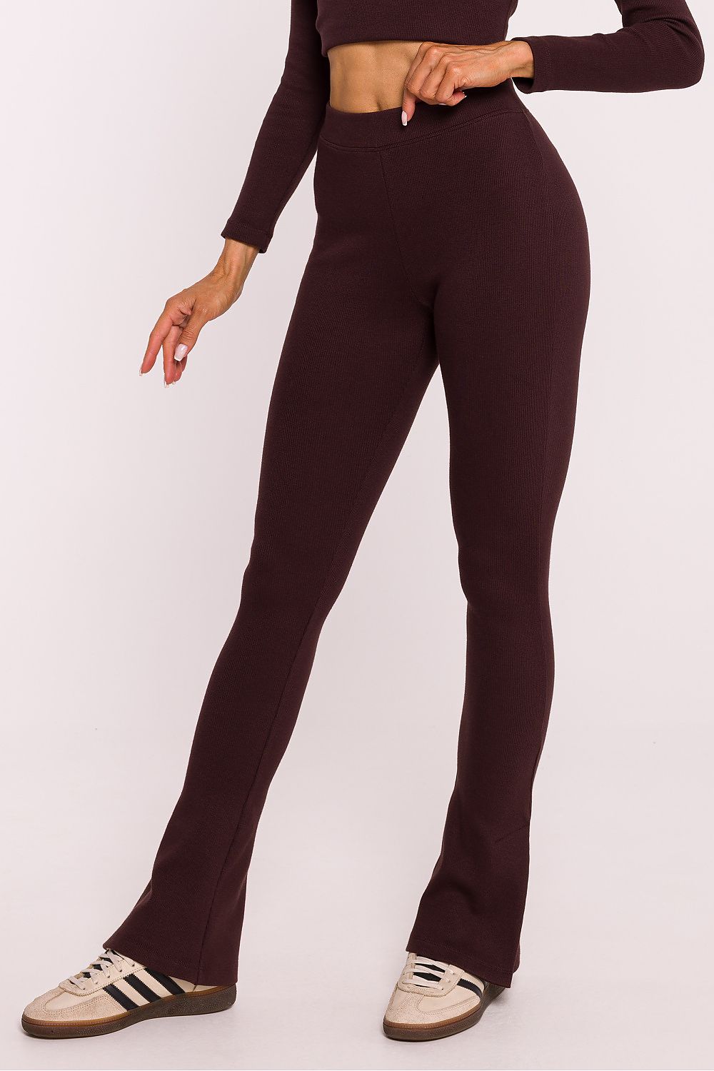 Anibe Lifestyle - Långa leggings i ribbad trikå med sidoslitsar