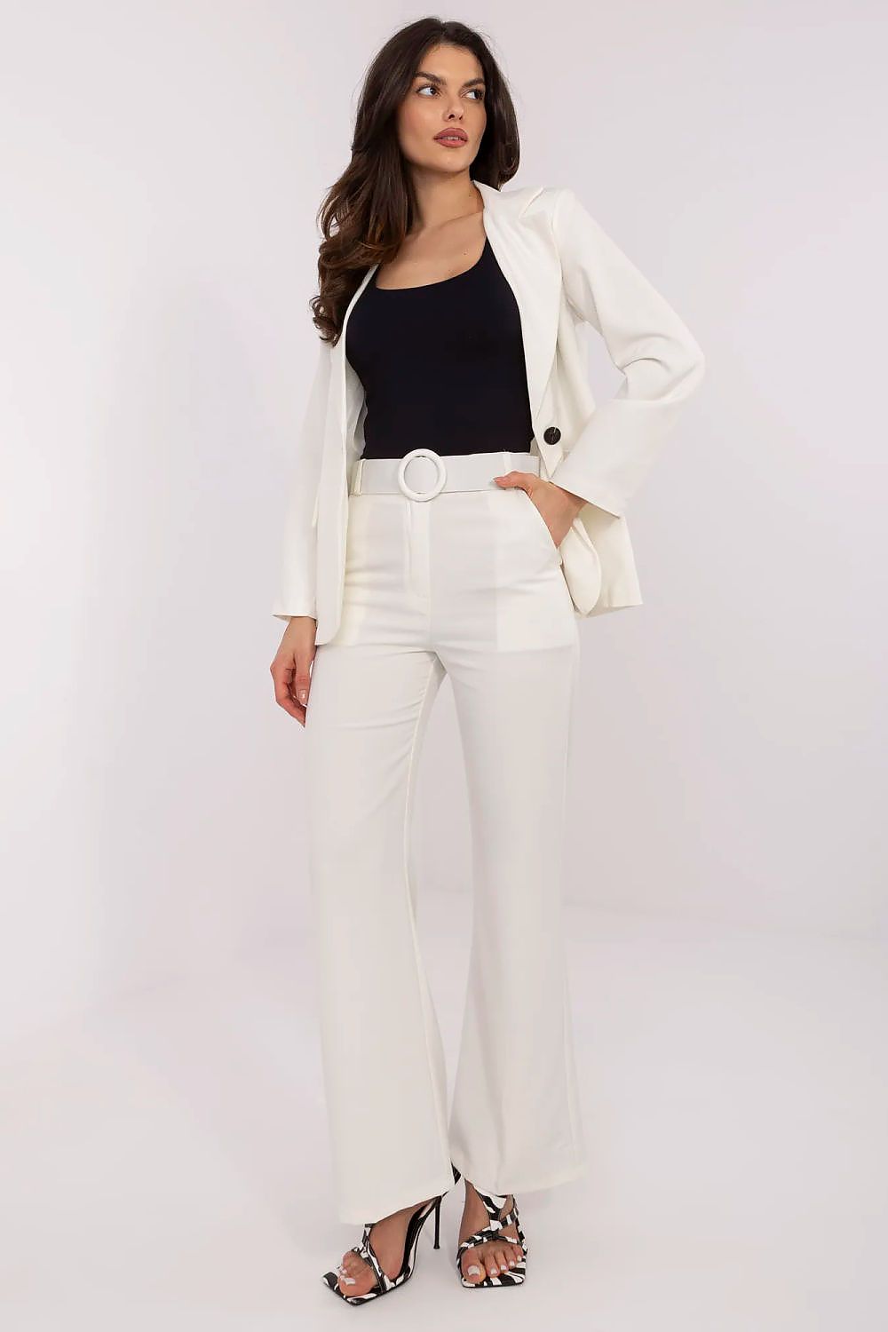 Anibe Lifestyle - Eleganta utsvängda byxor med high-waist och bälte