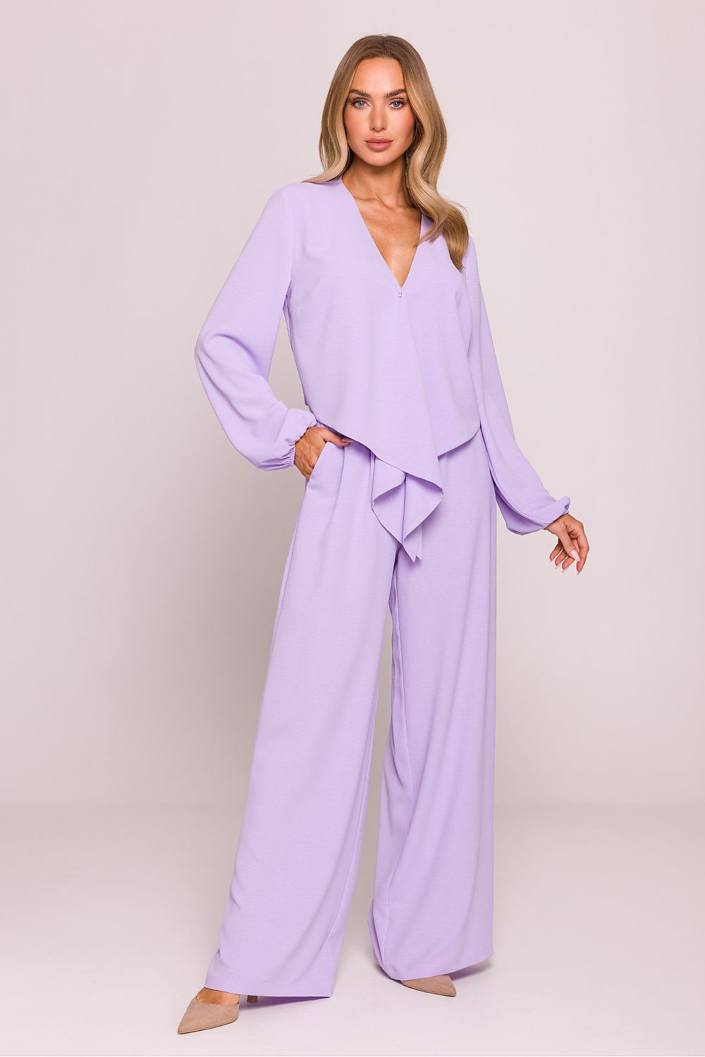 Anibe Lifestyle - Croppad blus med puffärm och V-ringning