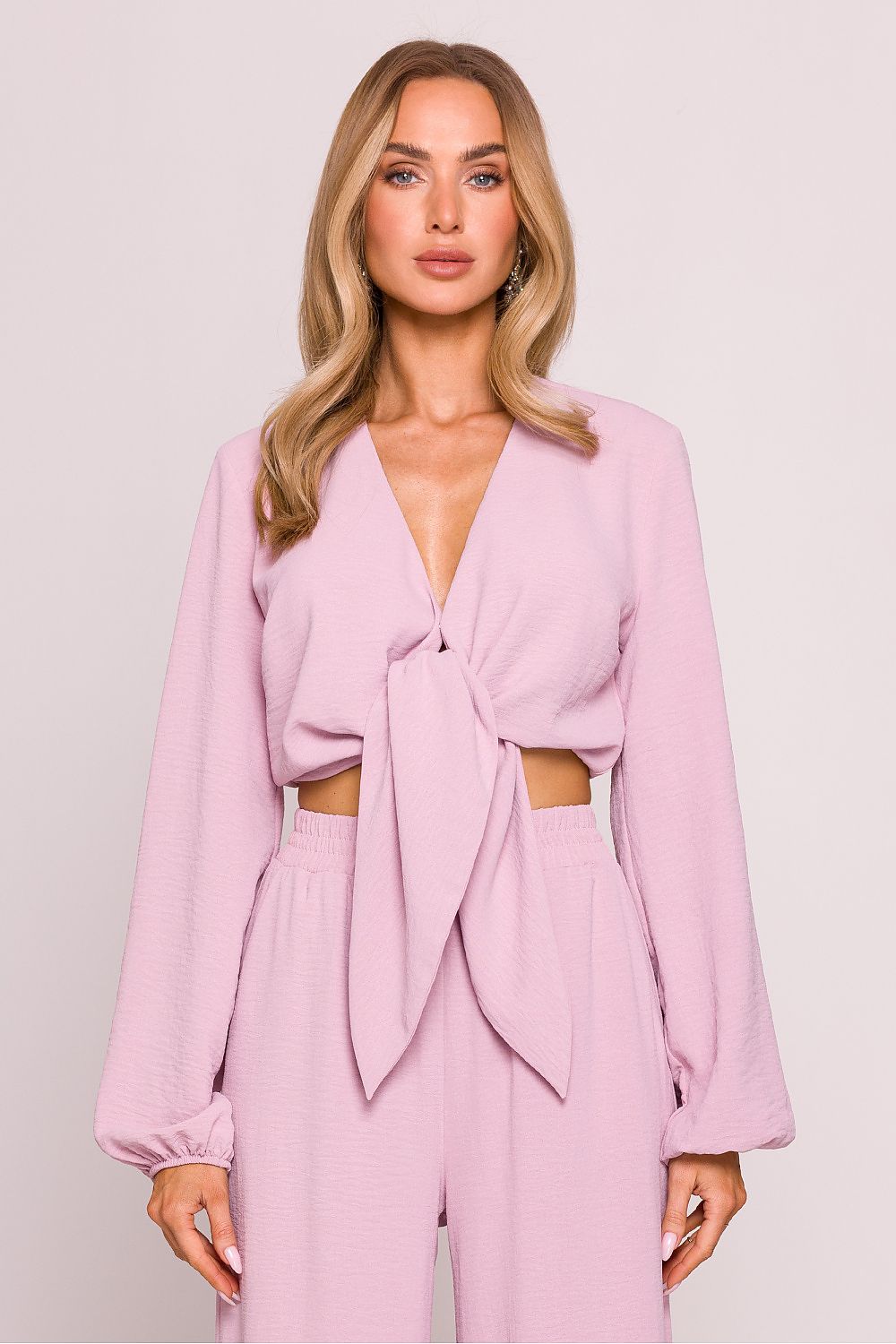 Anibe Lifestyle - Croppad blus med puffärm och V-ringning
