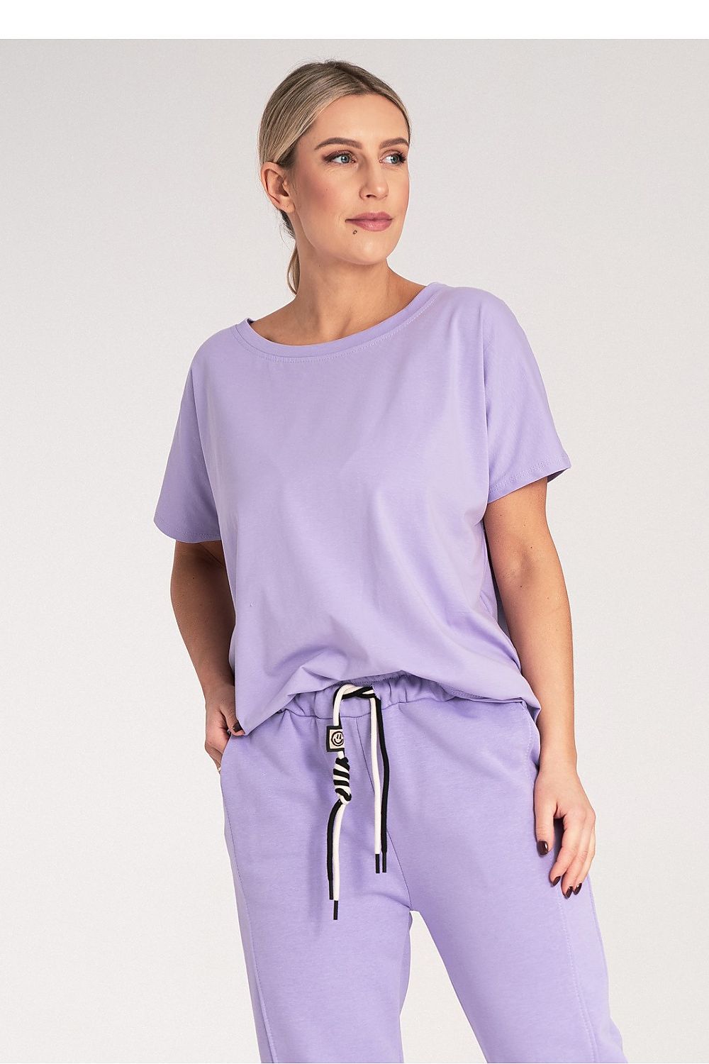 Anibe Lifestyle - Oversize t-shirt med rund hals och kort ärm