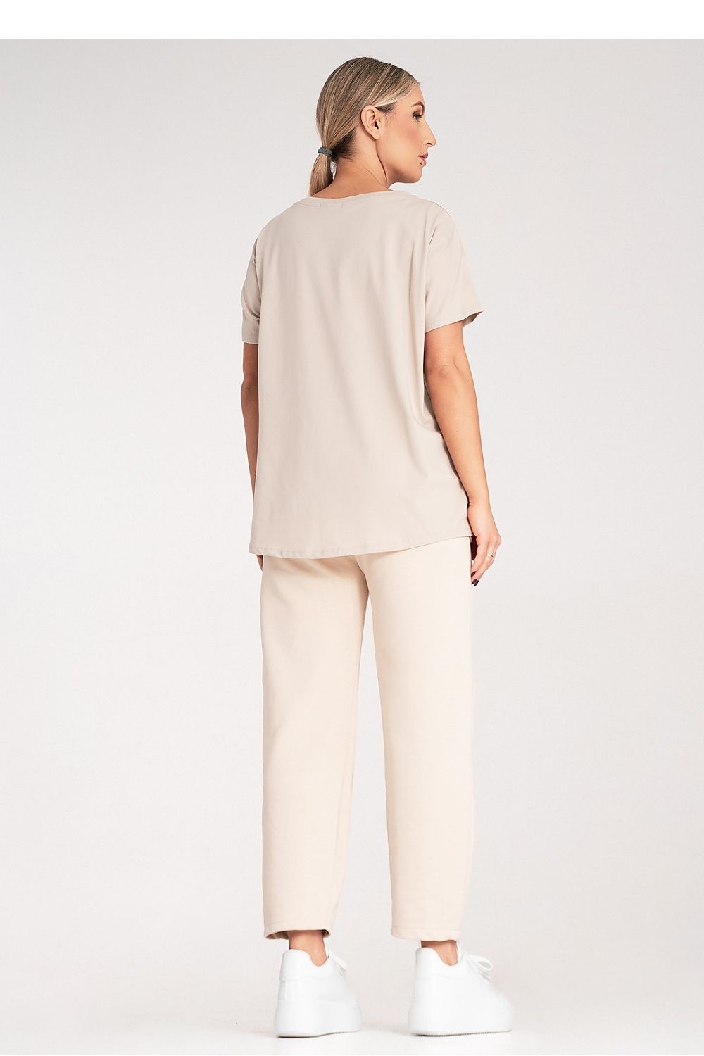 Anibe Lifestyle - Oversize t-shirt med rund hals och kort ärm
