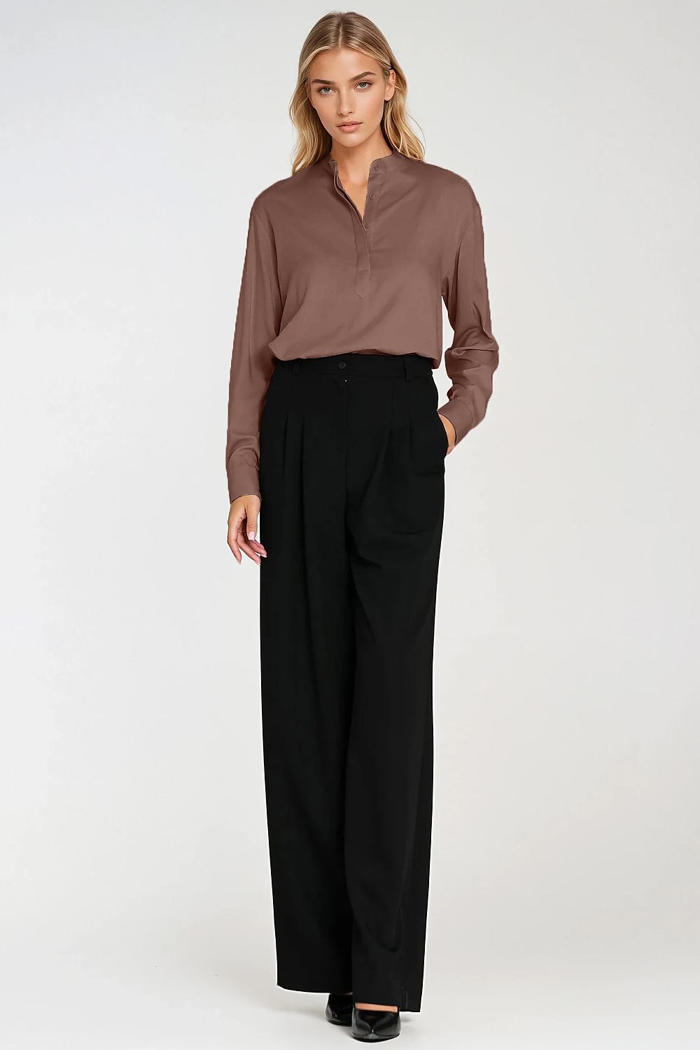 Anibe Lifestyle - Oversized blus med polokrage och långa ärmar