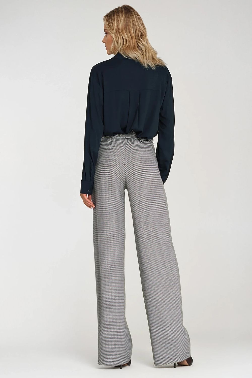 Anibe Lifestyle - Oversized blus med polokrage och långa ärmar