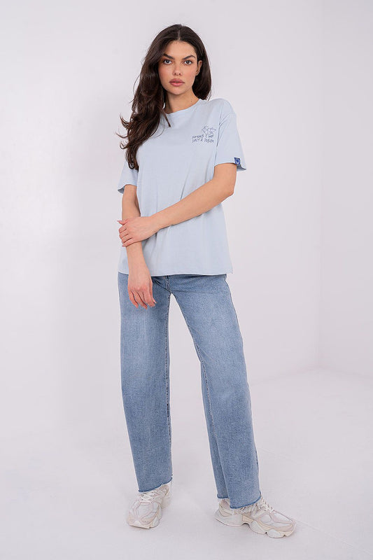 Anibe Lifestyle - Ledig t-shirt i bomull med broderi