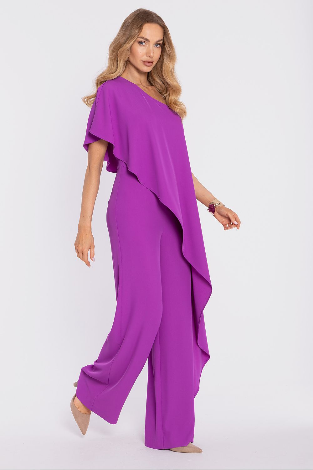 Anibe Lifestyle - Byxdress med asymmetrisk enaxelurringning och cape-överdel