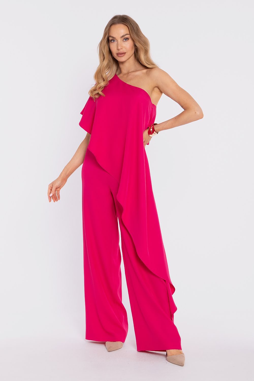 Anibe Lifestyle - Byxdress med asymmetrisk enaxelurringning och cape-överdel
