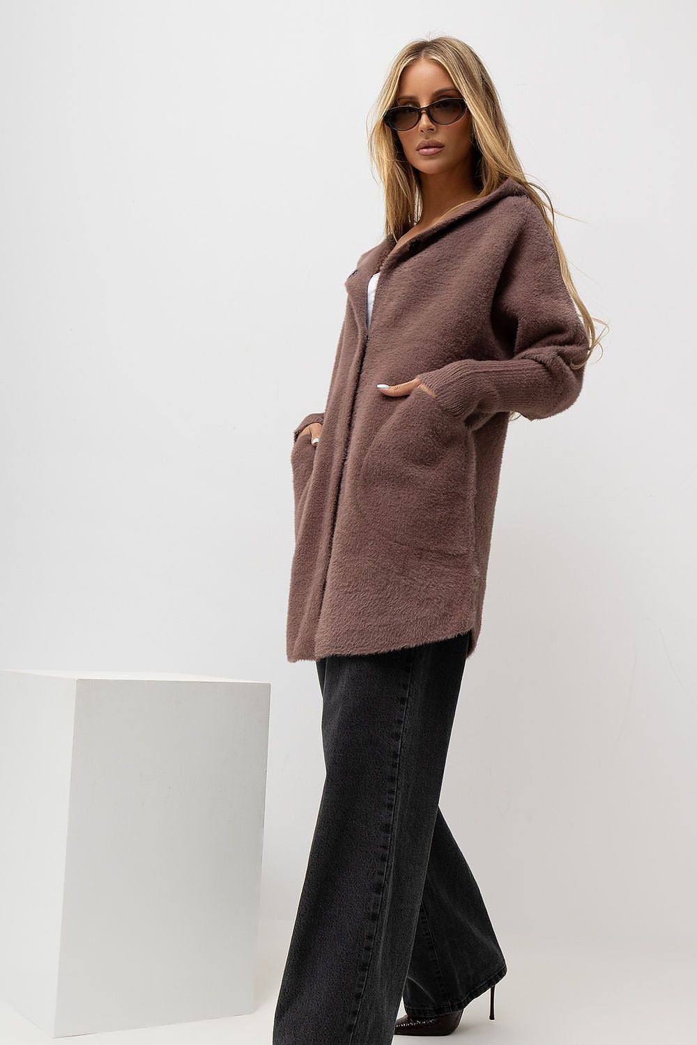 Anibe Lifestyle - Övergångskappa i ull och angora med huva och fickor