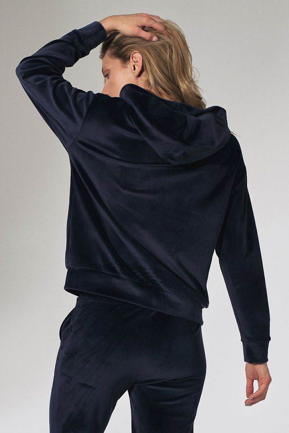 Anibe Lifestyle - Velour-hoodie med luva och mudd